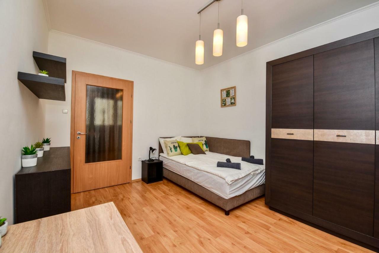 Cappuccino With Balcony And Free Parking Apartament *